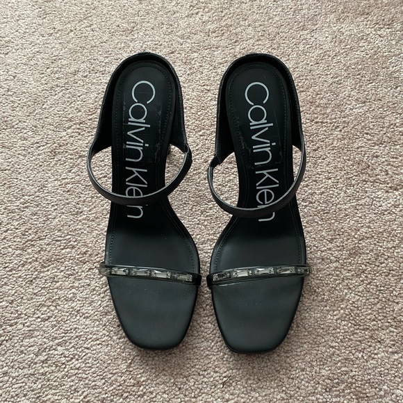 Size 8 Calvin Klein rhinestone heels - Picture 1 of 2